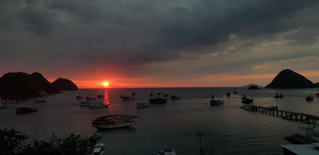 Blue Parrot Hotell Labuan Bajo Eksteriør bilde