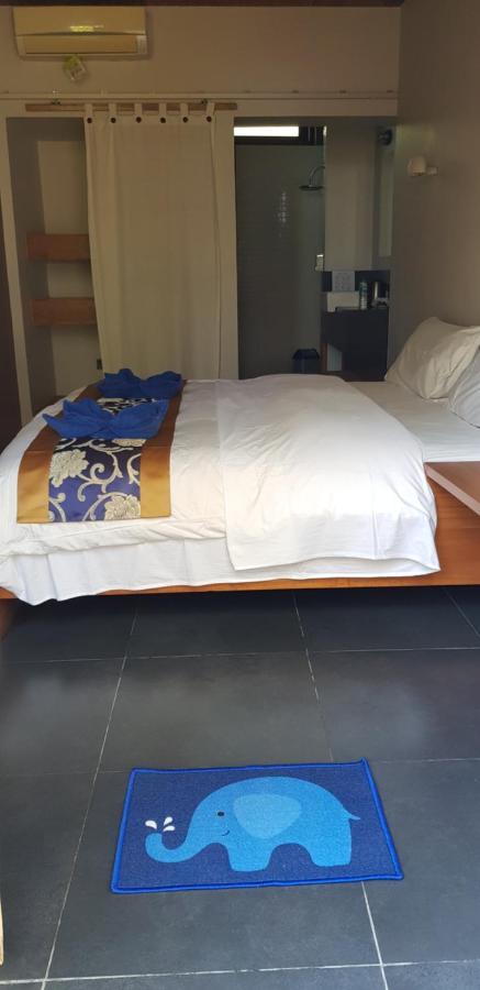 Blue Parrot Hotell Labuan Bajo Eksteriør bilde