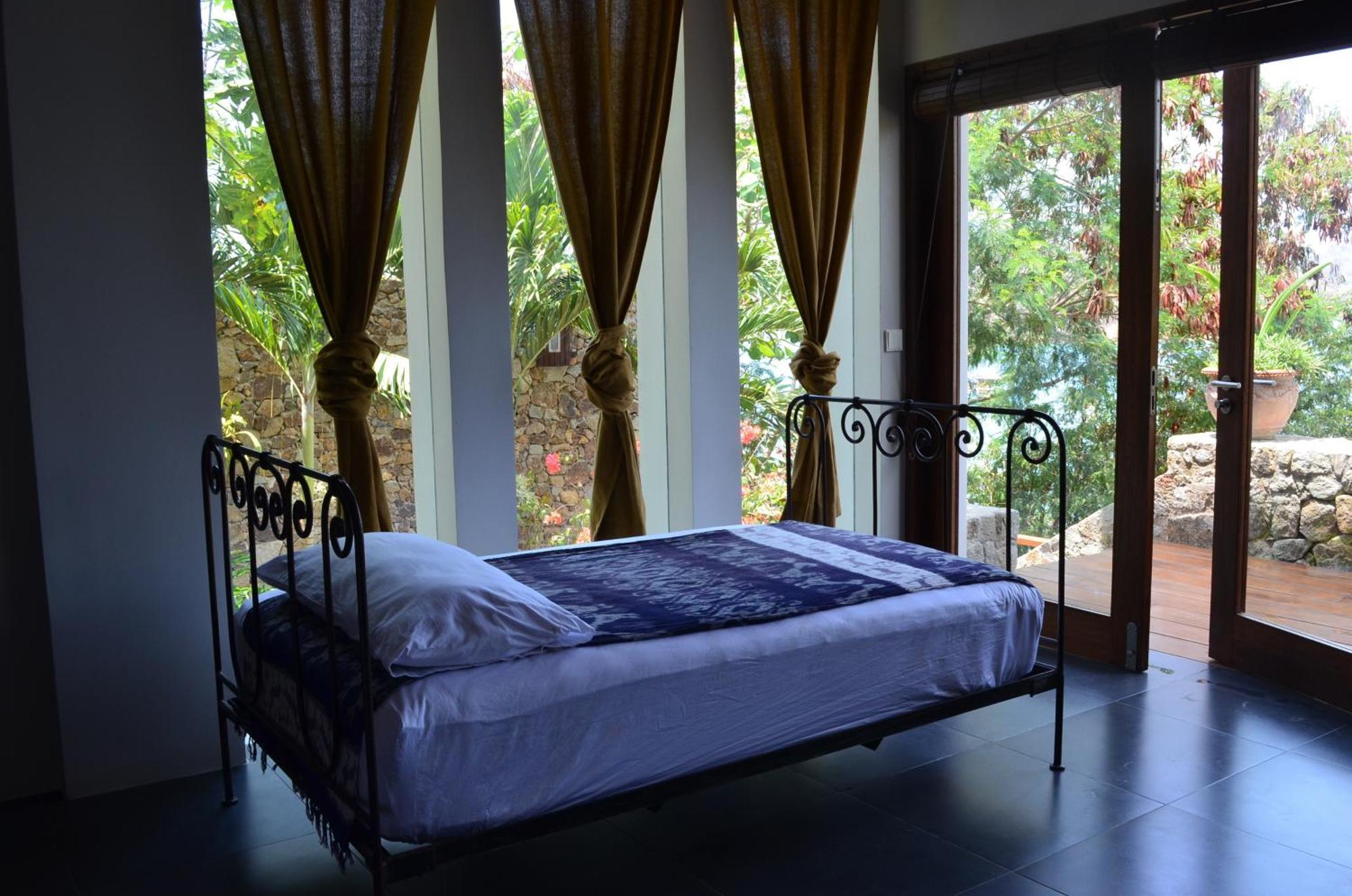 Blue Parrot Hotell Labuan Bajo Rom bilde