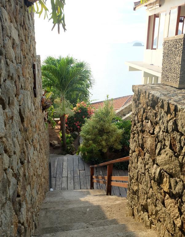 Blue Parrot Hotell Labuan Bajo Eksteriør bilde
